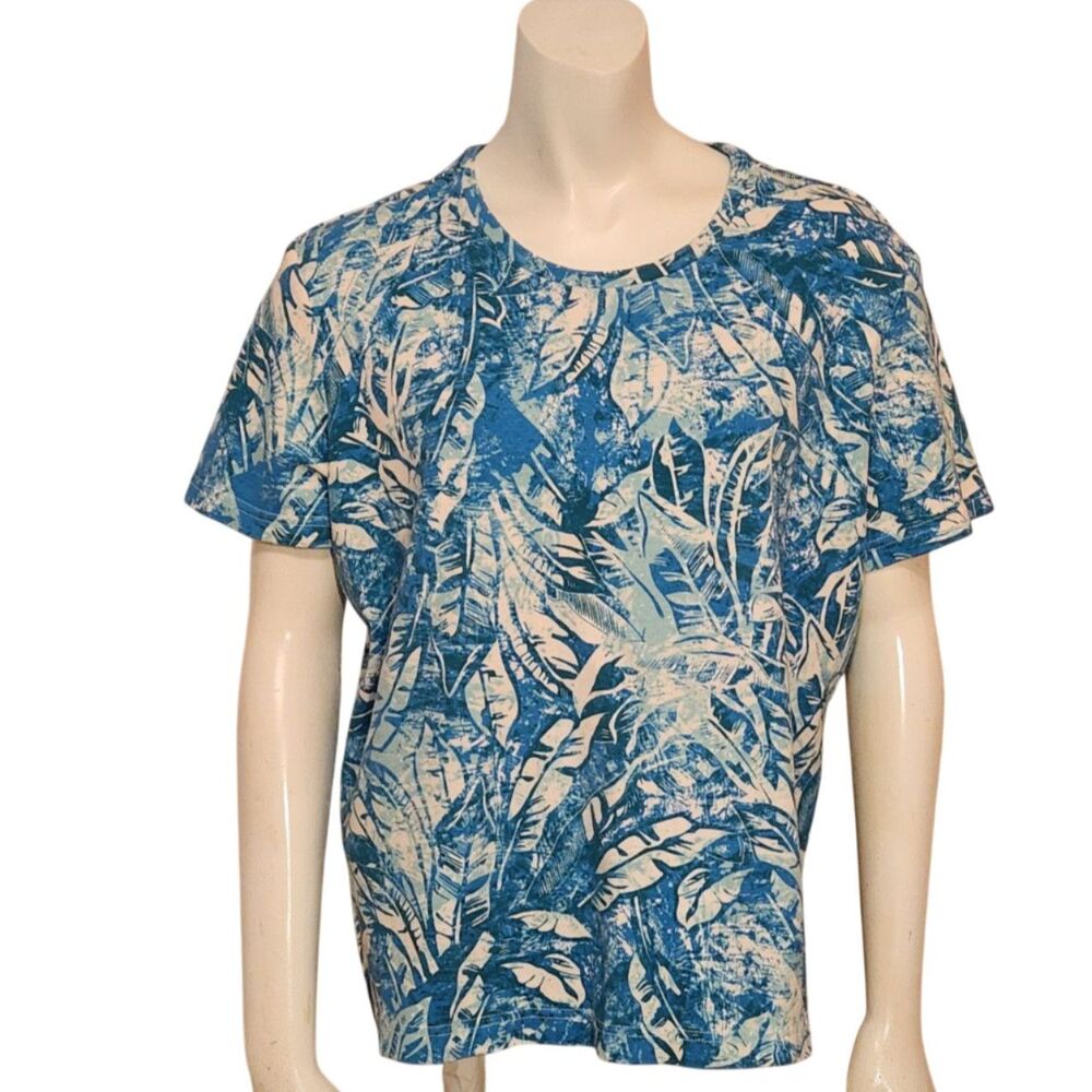 Basic Edition Blue Green and White Leaf Print Short Sleeve Shirt Womens Size XL